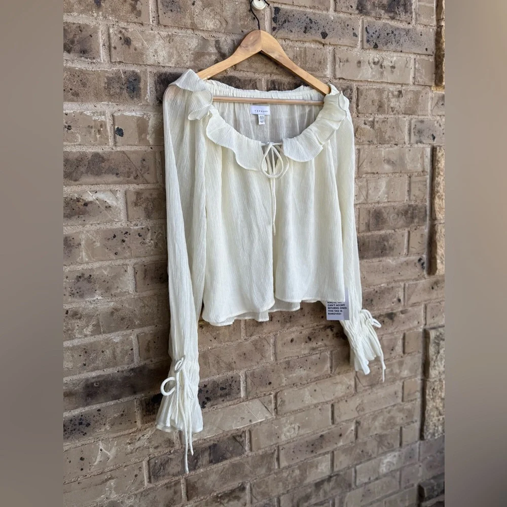 TopShop Tied Cuff Split Neck Women’s White Ruffle Blouse NWT Sz 8 Neutral - Picture 4 of 10
